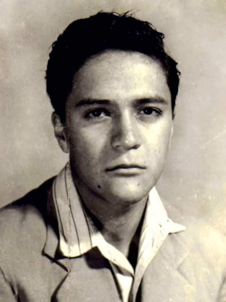 Carlos Castaneda - Inspirational Quote Author